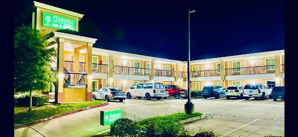 Garden Inn and Suites Main image